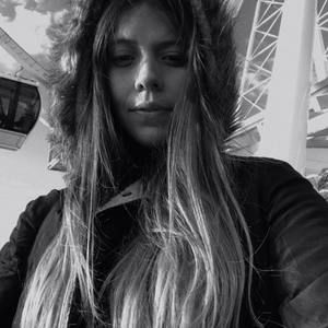 Meet your Posher, Gabriela